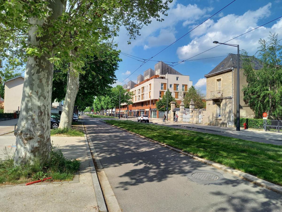 Studio Avec Terrasse En Residence Calme A Dijon. Экстерьер фото